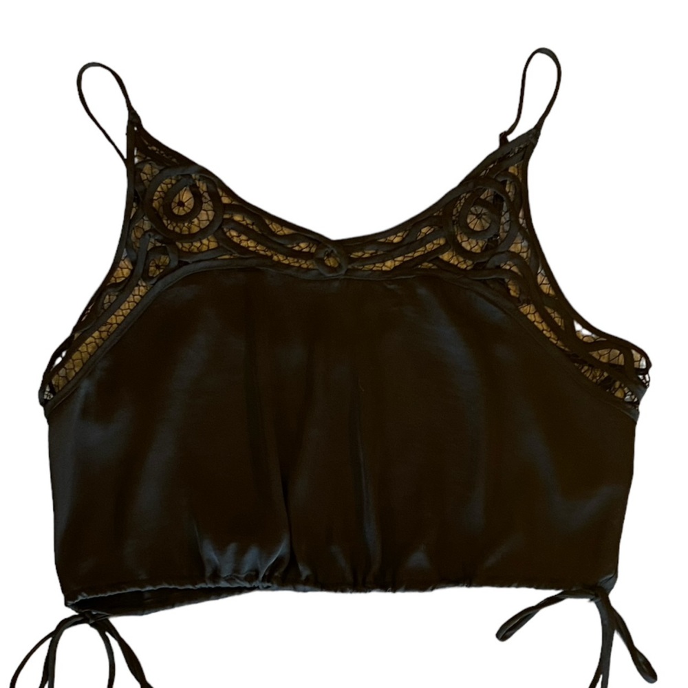Intimately Free People Black Lace Top Size Medium NWT Excellent Condition! - Picture 4 of 13